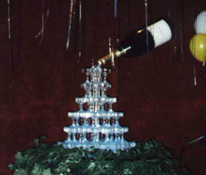 Champagne Fountain.JPG (16597 bytes)